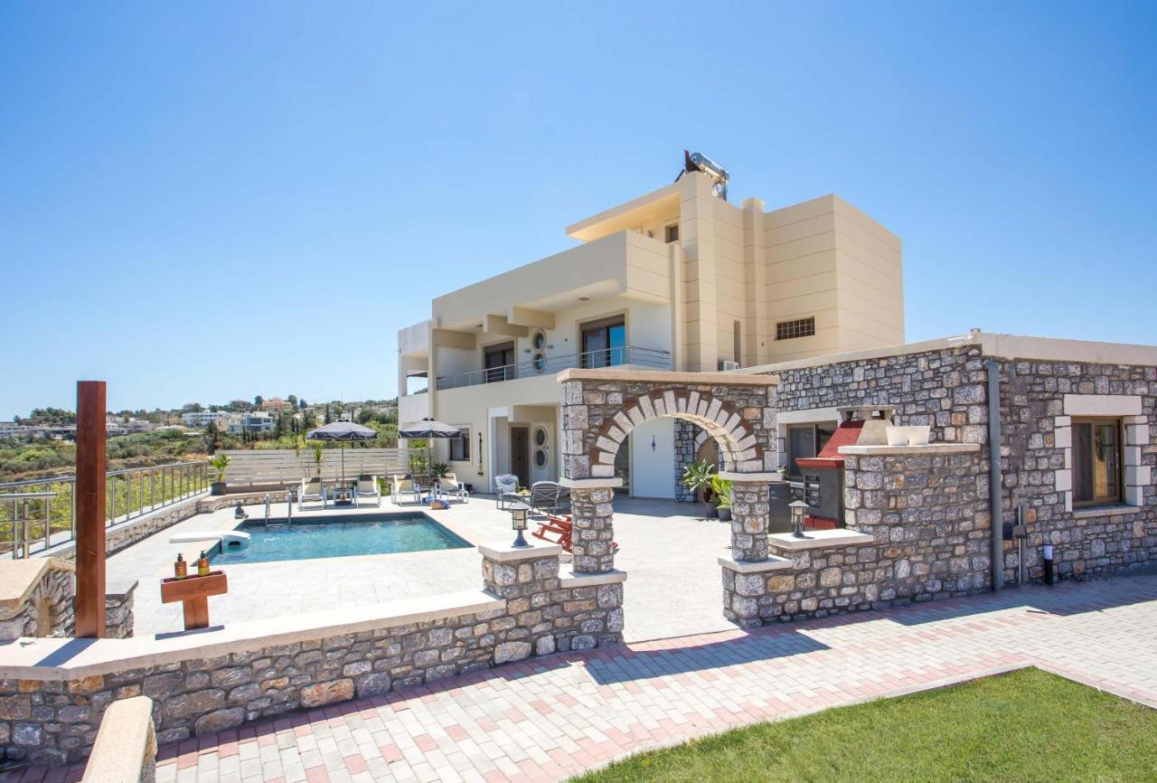 Des & Coo Luxury Villa With Private Pool Faliraki Dış mekan fotoğraf